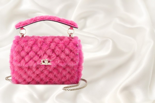 ヴァレンティノ VALENTINO