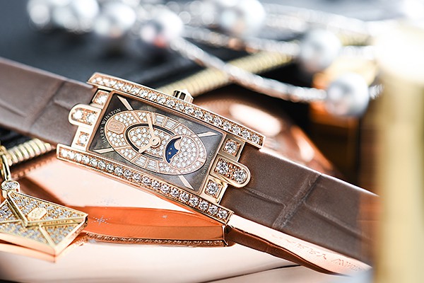 ハリー・ウィンストン HARRY WINSTON 新品
